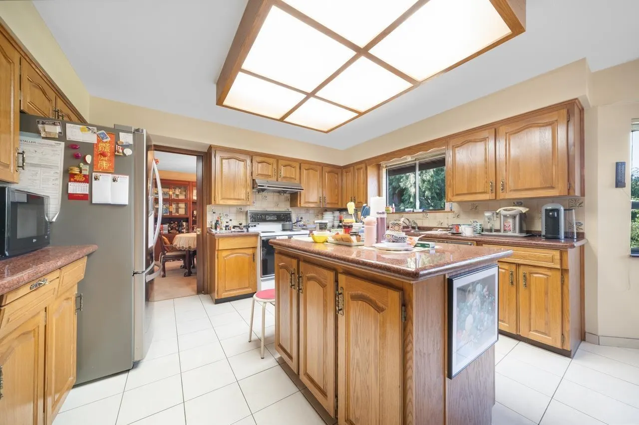 8008 Woodhurst Drive