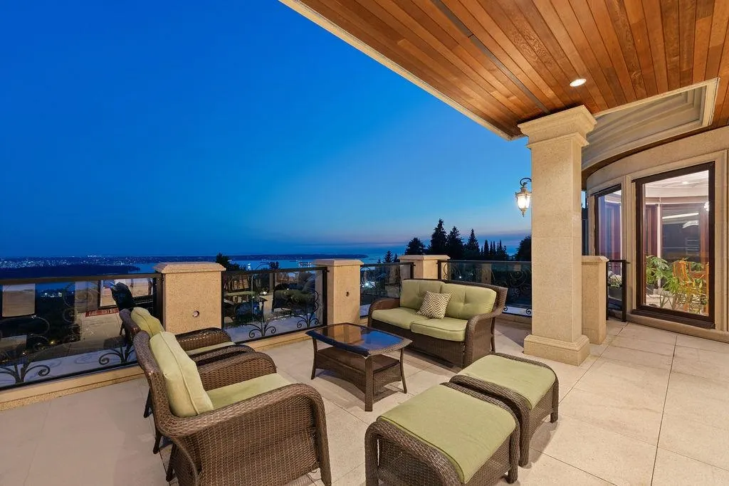 1327 Chartwell Drive