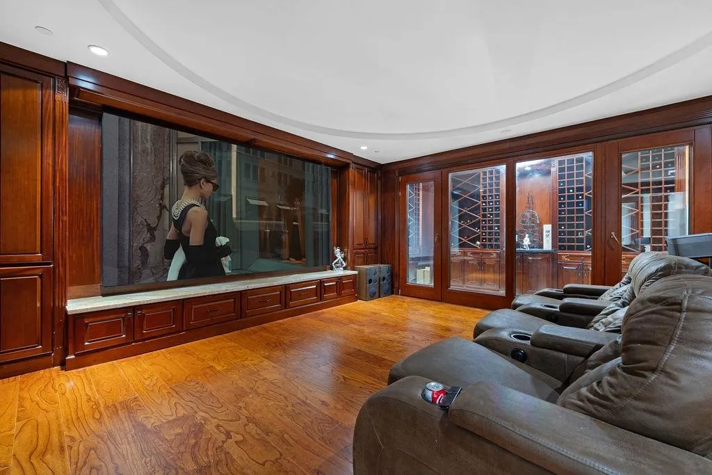 1327 Chartwell Drive