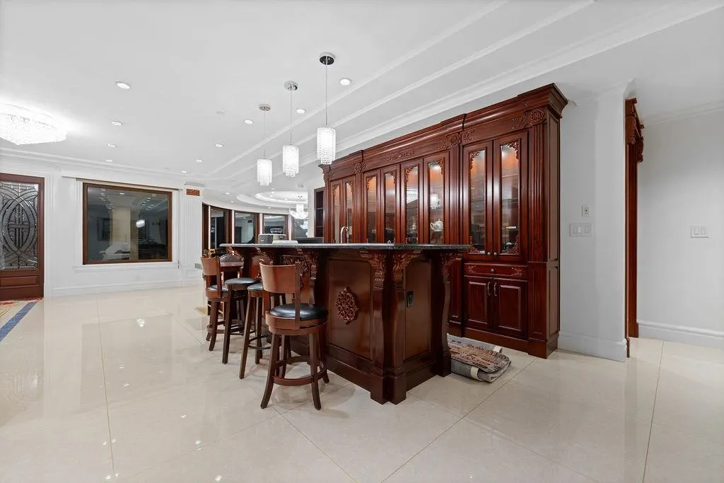 1327 Chartwell Drive