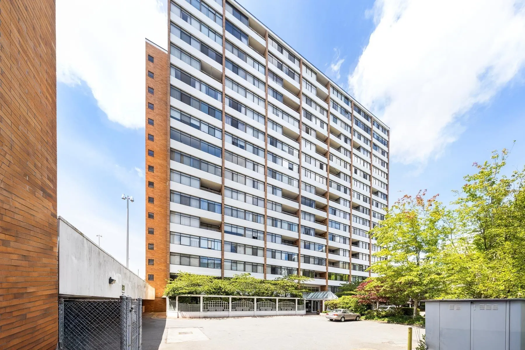 903 6631 Minoru Boulevard