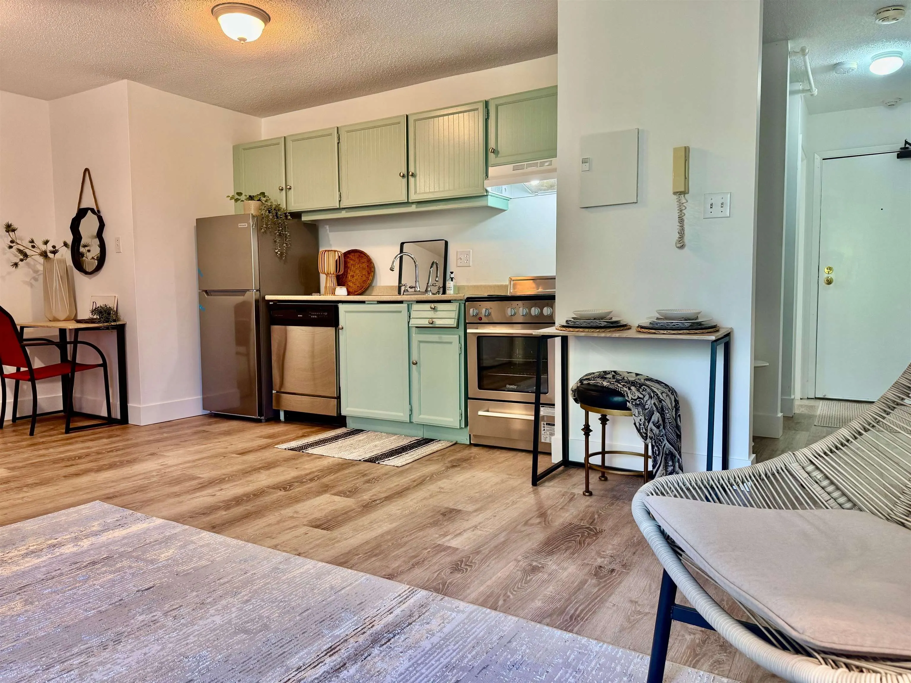 212 515 Eleventh Street