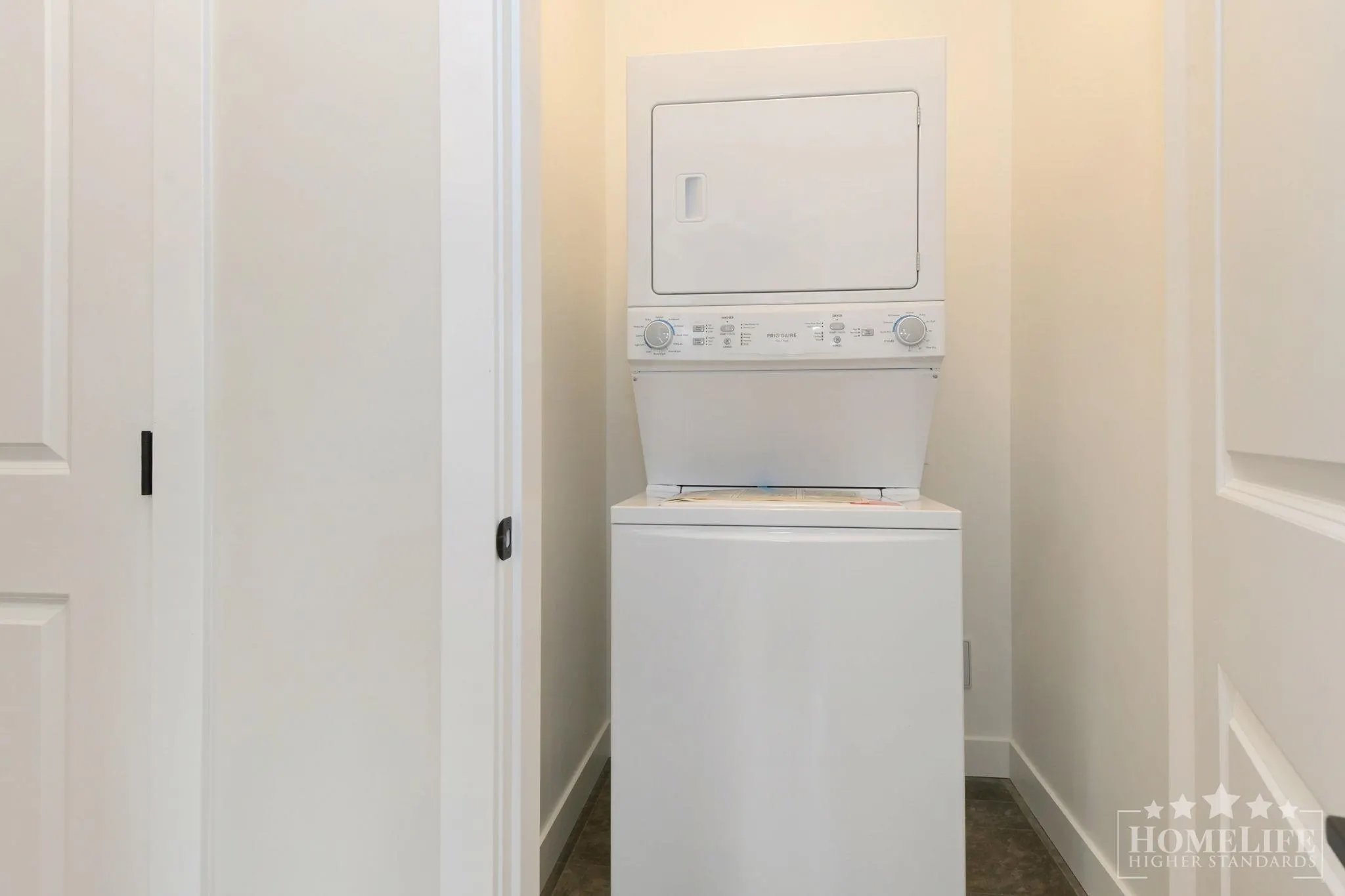 6 - Basement 46058 Bonny Avenue