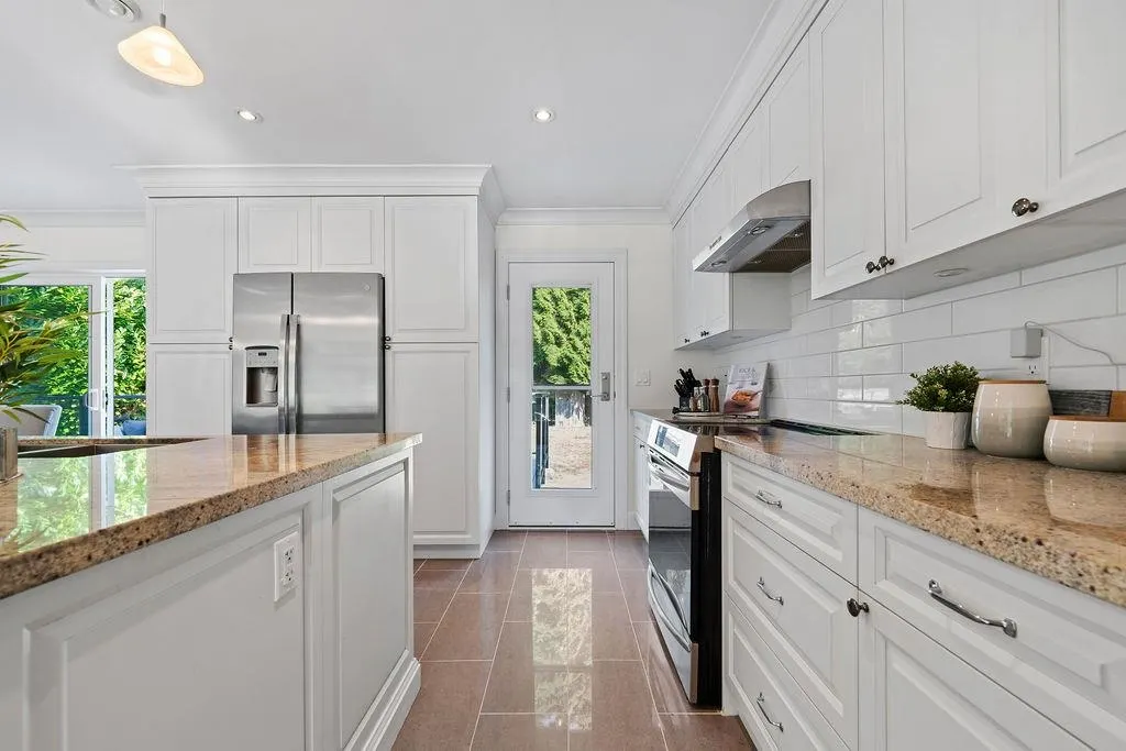 814 Plymouth Drive