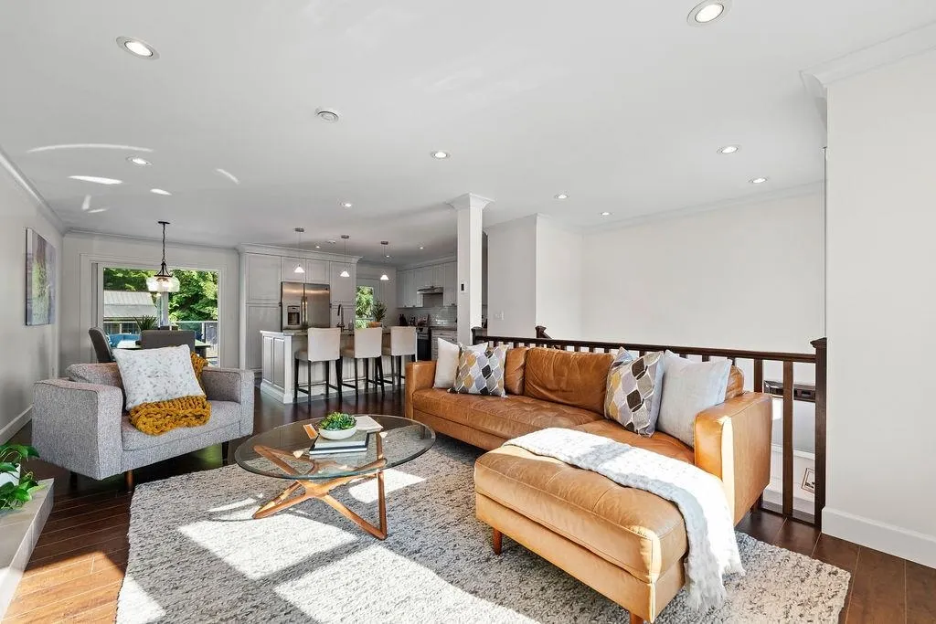814 Plymouth Drive