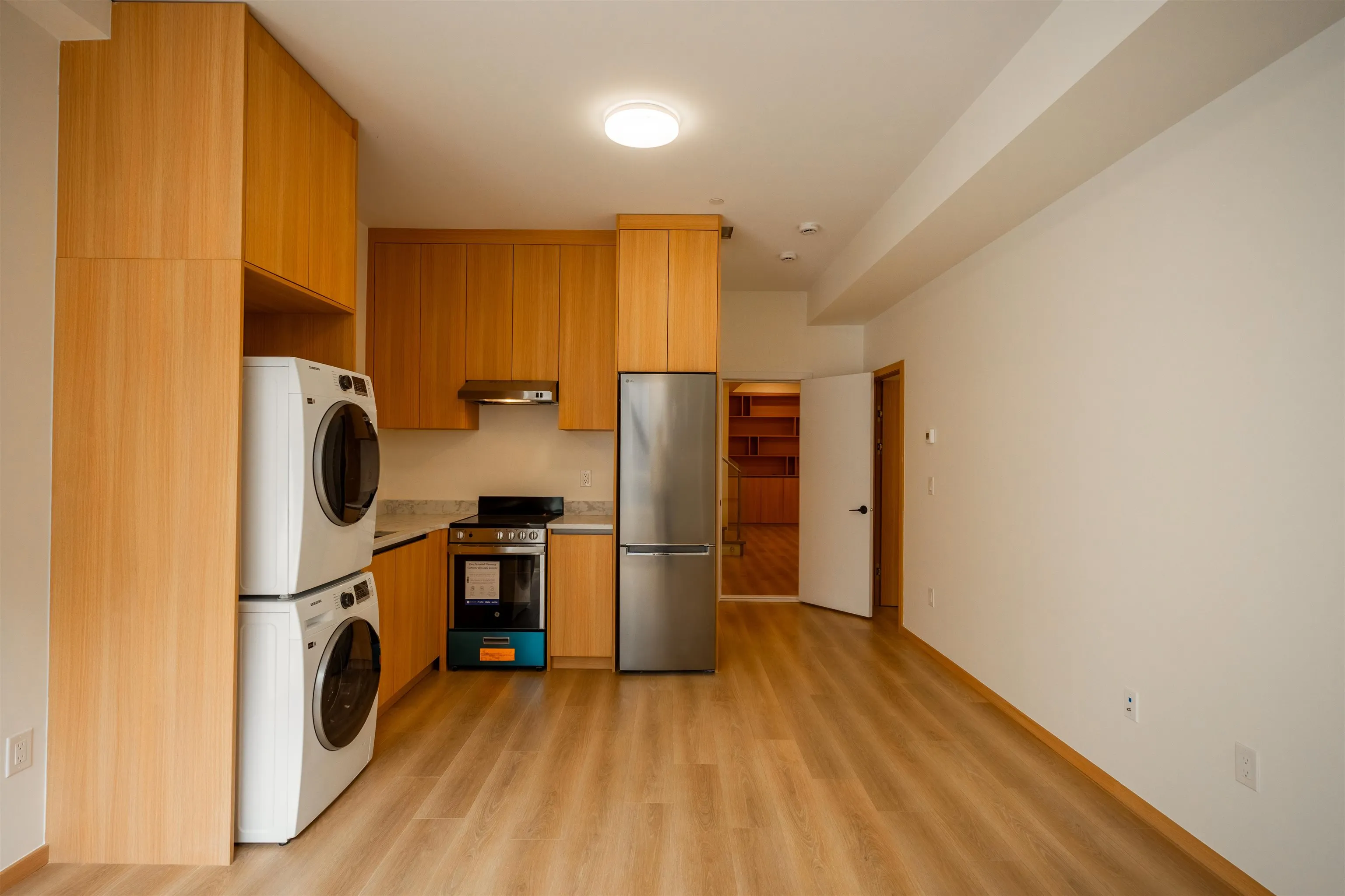 7 N Howard Avenue