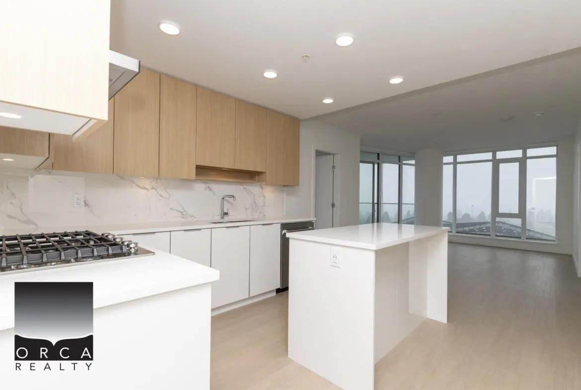 1607 7683 Park Crescent