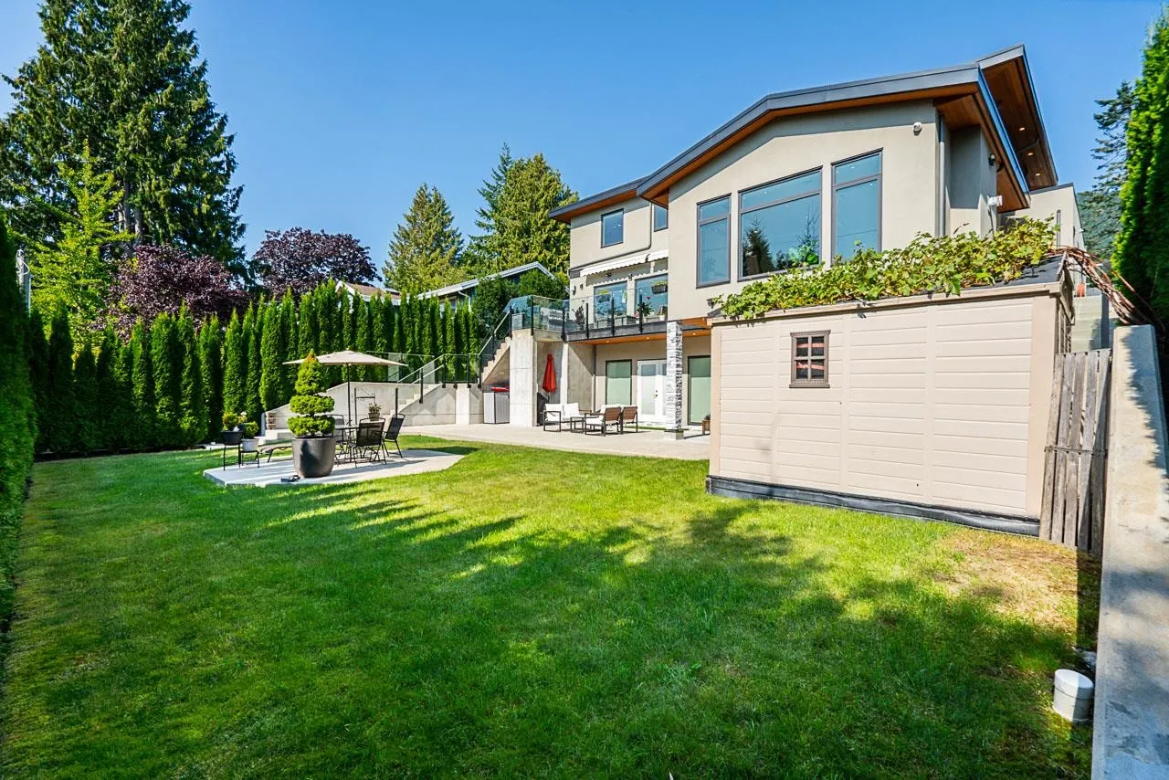4399 Highland Boulevard
