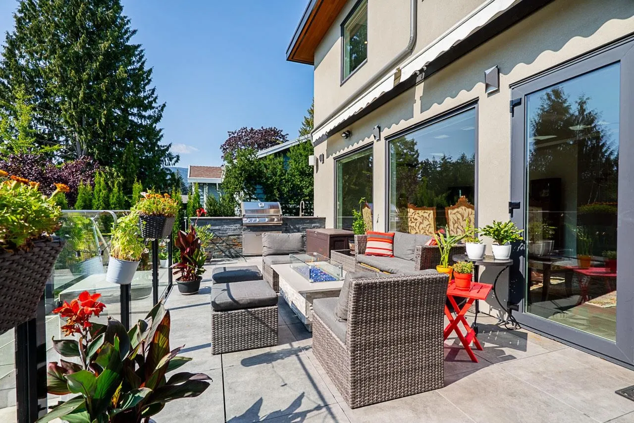 4399 Highland Boulevard