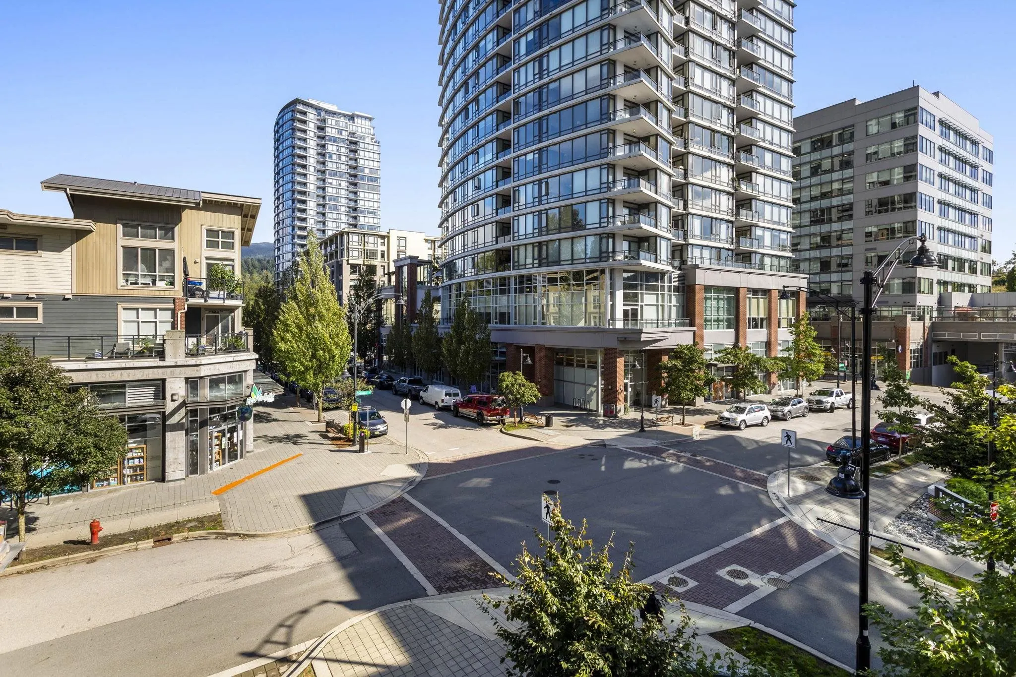 302 305 Morrissey Road