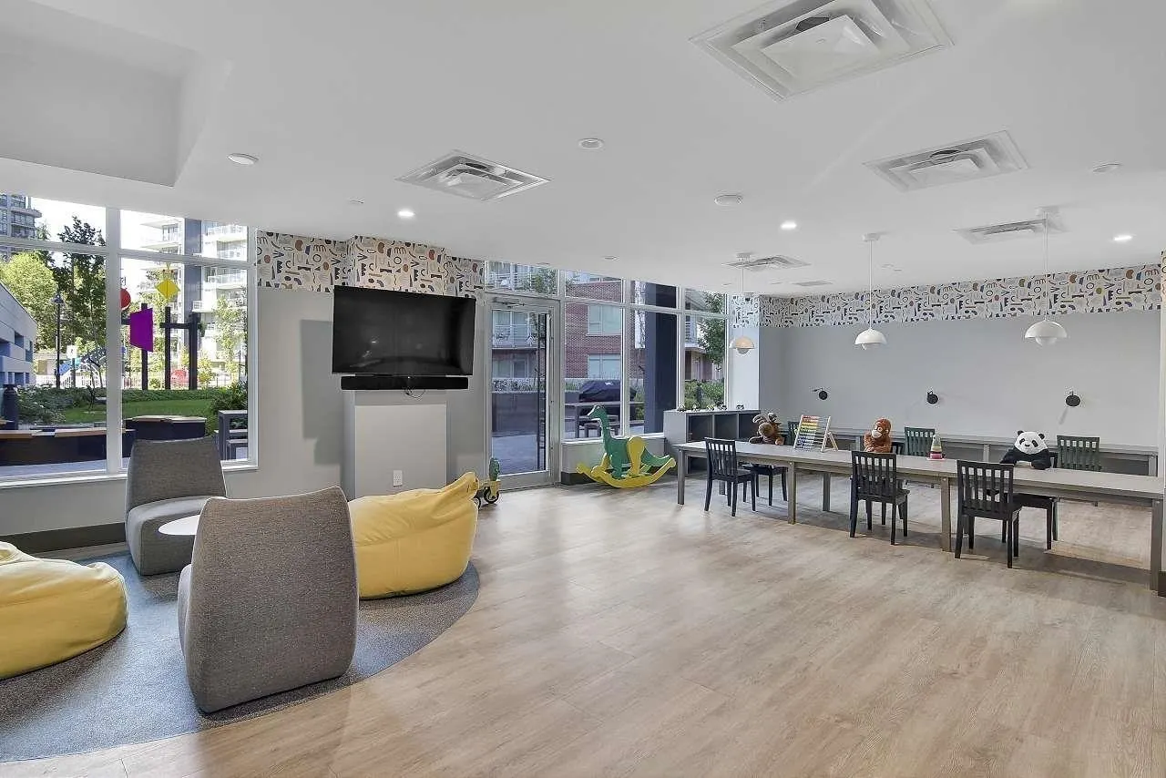 302 305 Morrissey Road