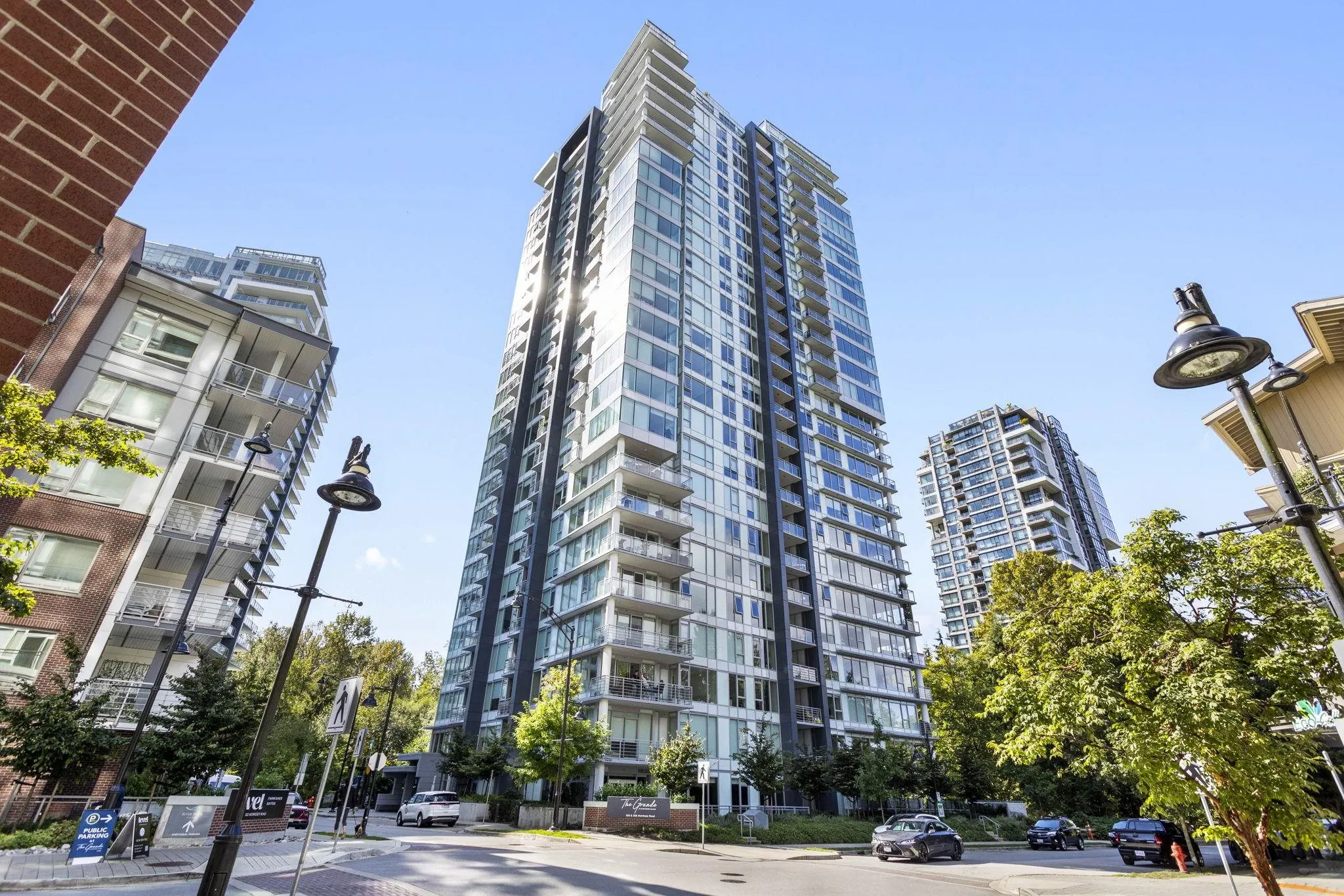 302 305 Morrissey Road