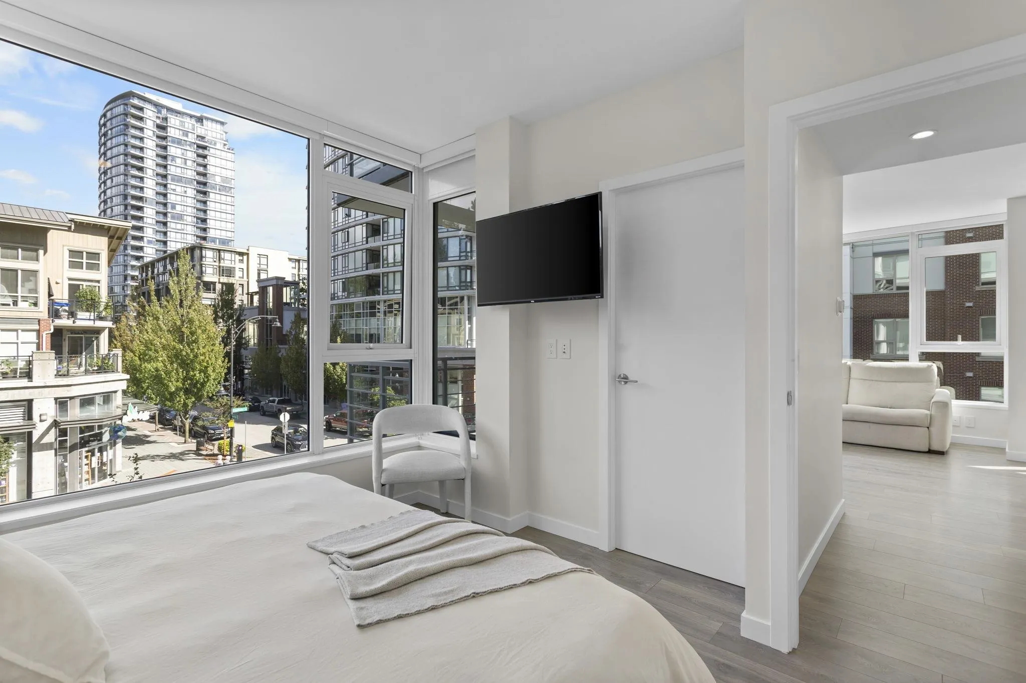 302 305 Morrissey Road