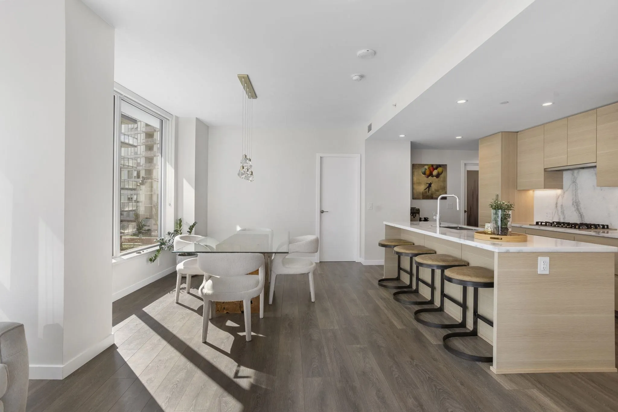 302 305 Morrissey Road