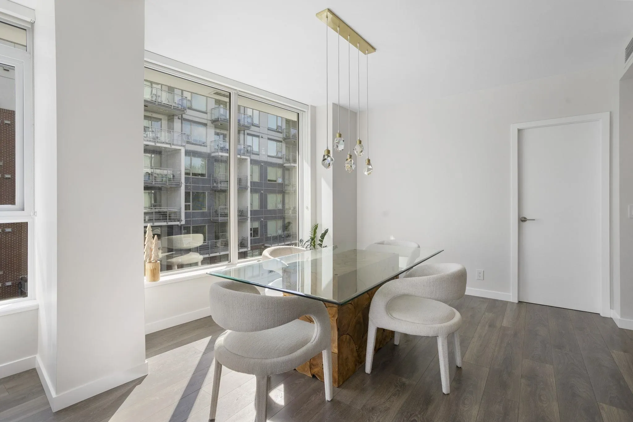 302 305 Morrissey Road