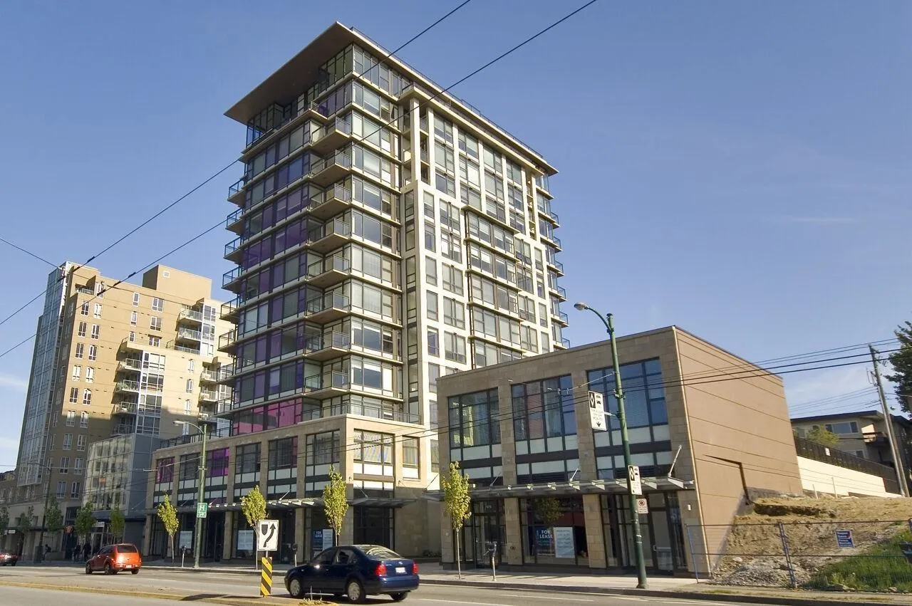 701 1068 W Broadway Way