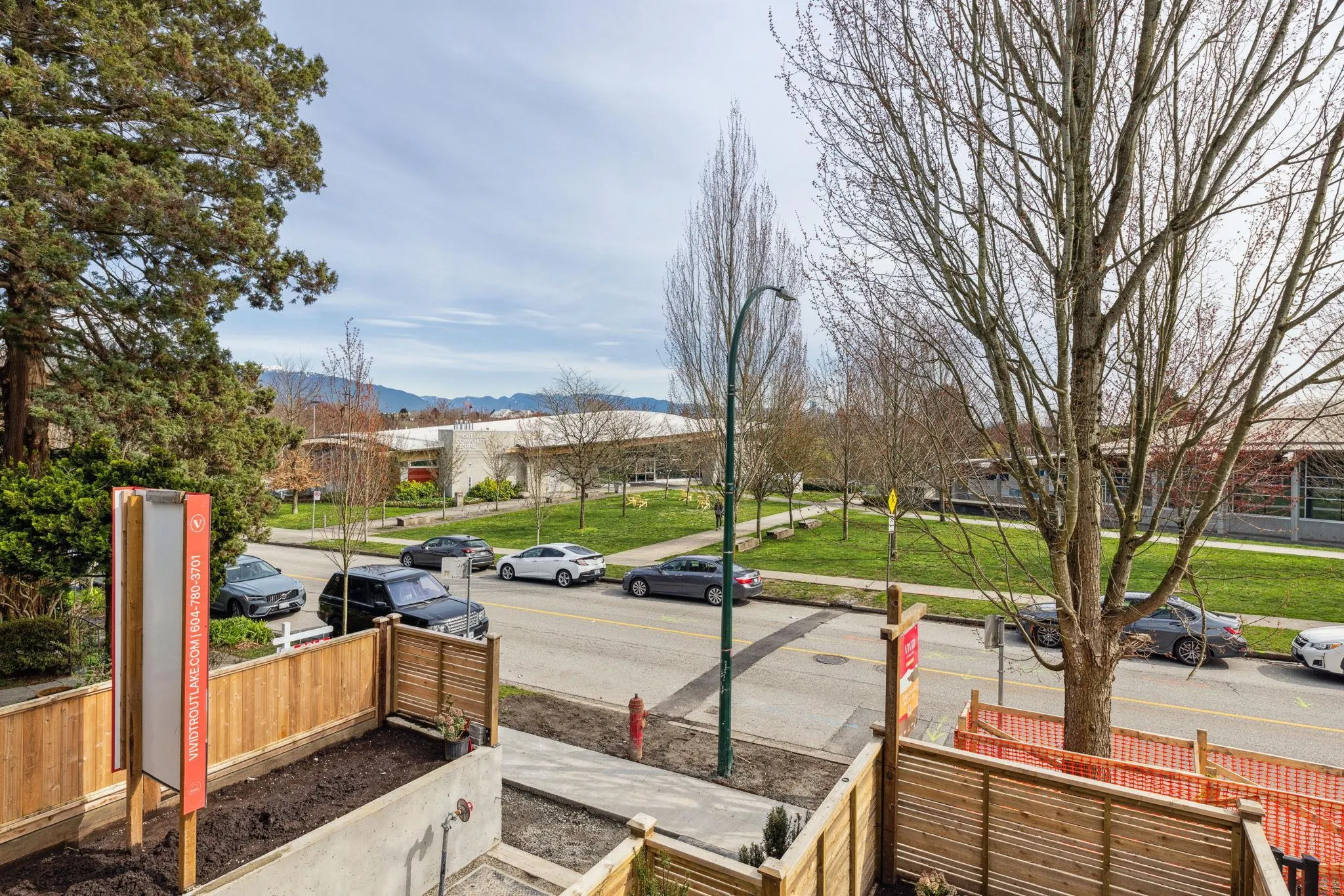 3381 Victoria Drive
