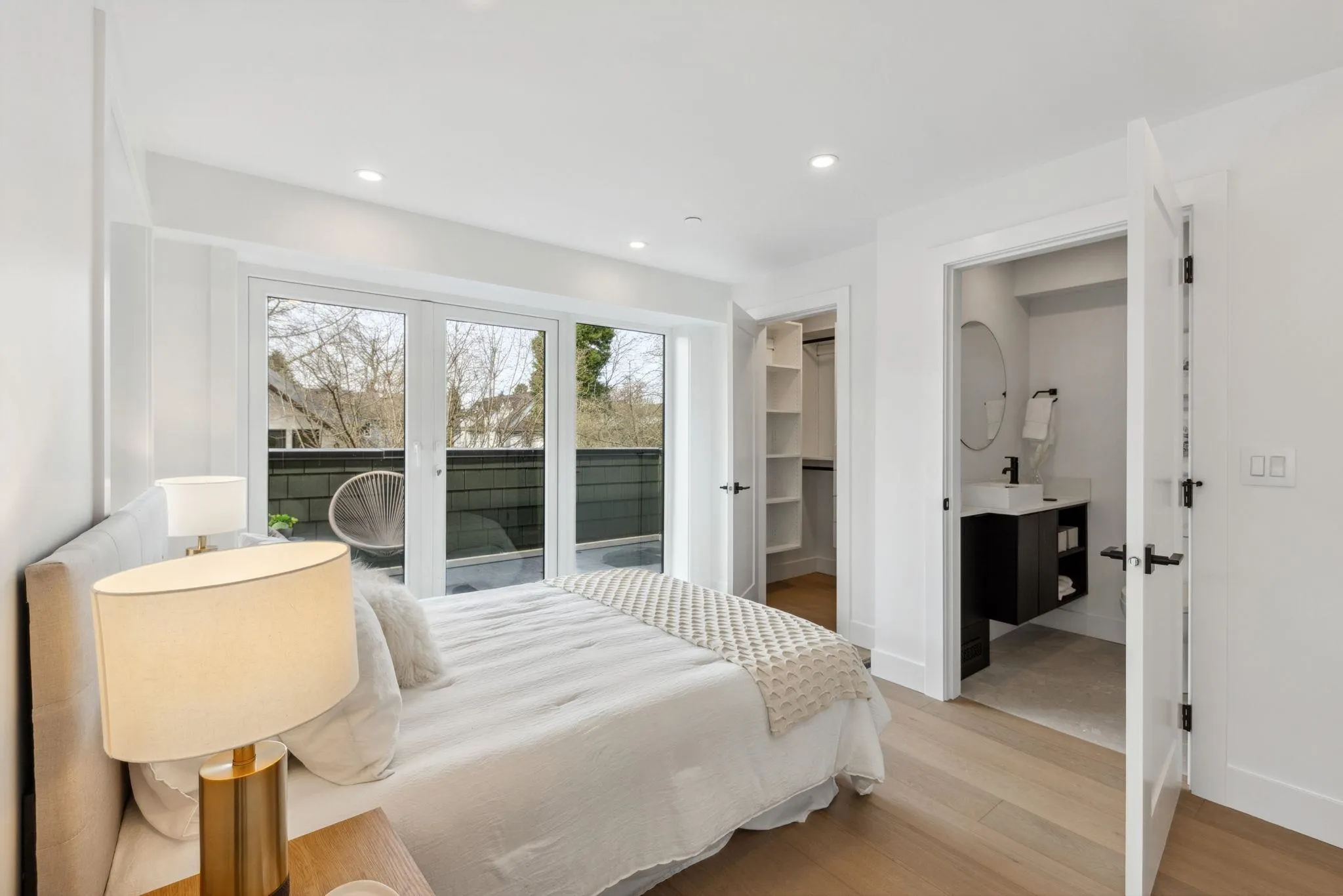 3383 Victoria Drive