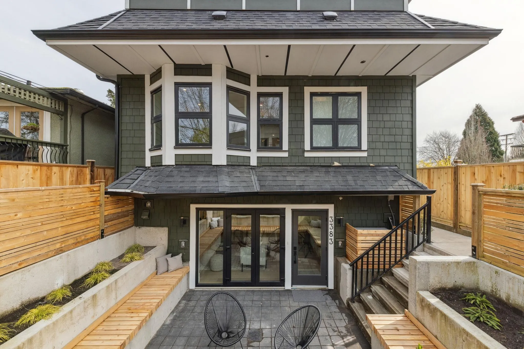 3383 Victoria Drive