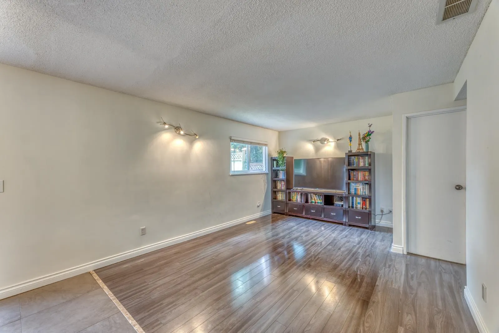 1309 Nestor Street