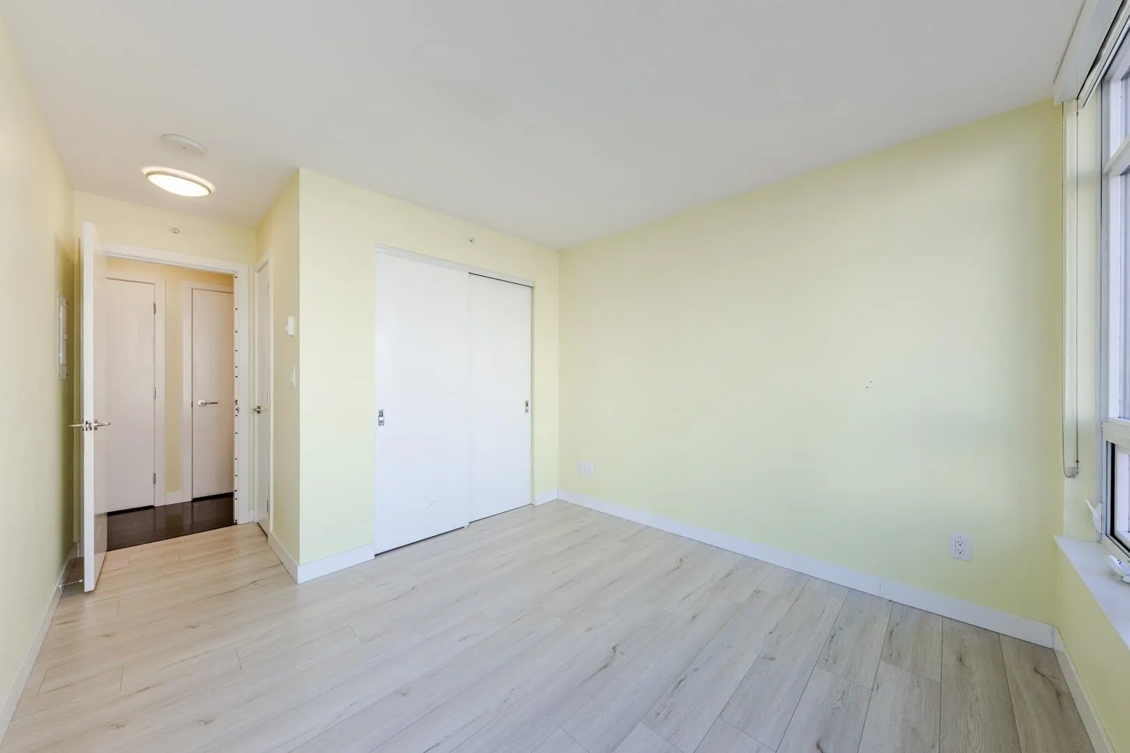 709 6188 No. 3 Road