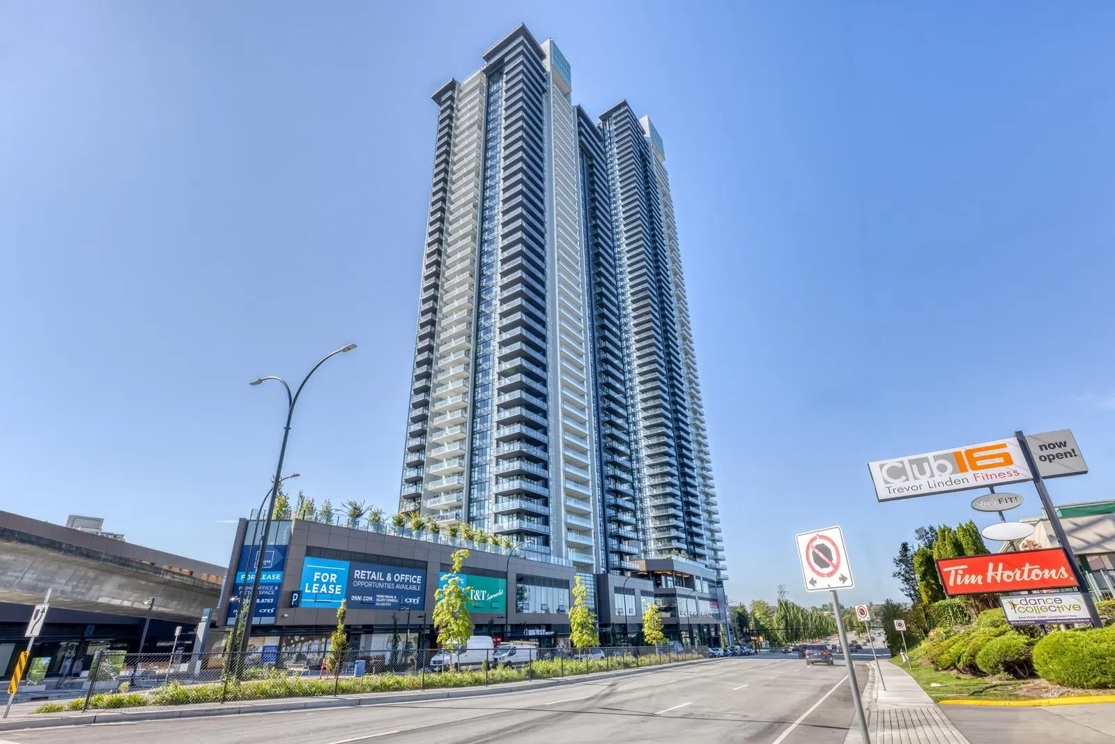 2806 4168 Lougheed Highway