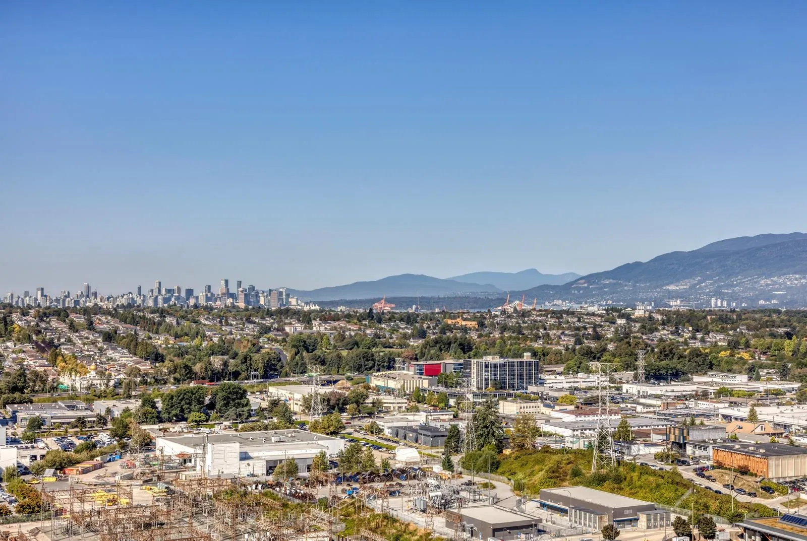 2806 4168 Lougheed Highway