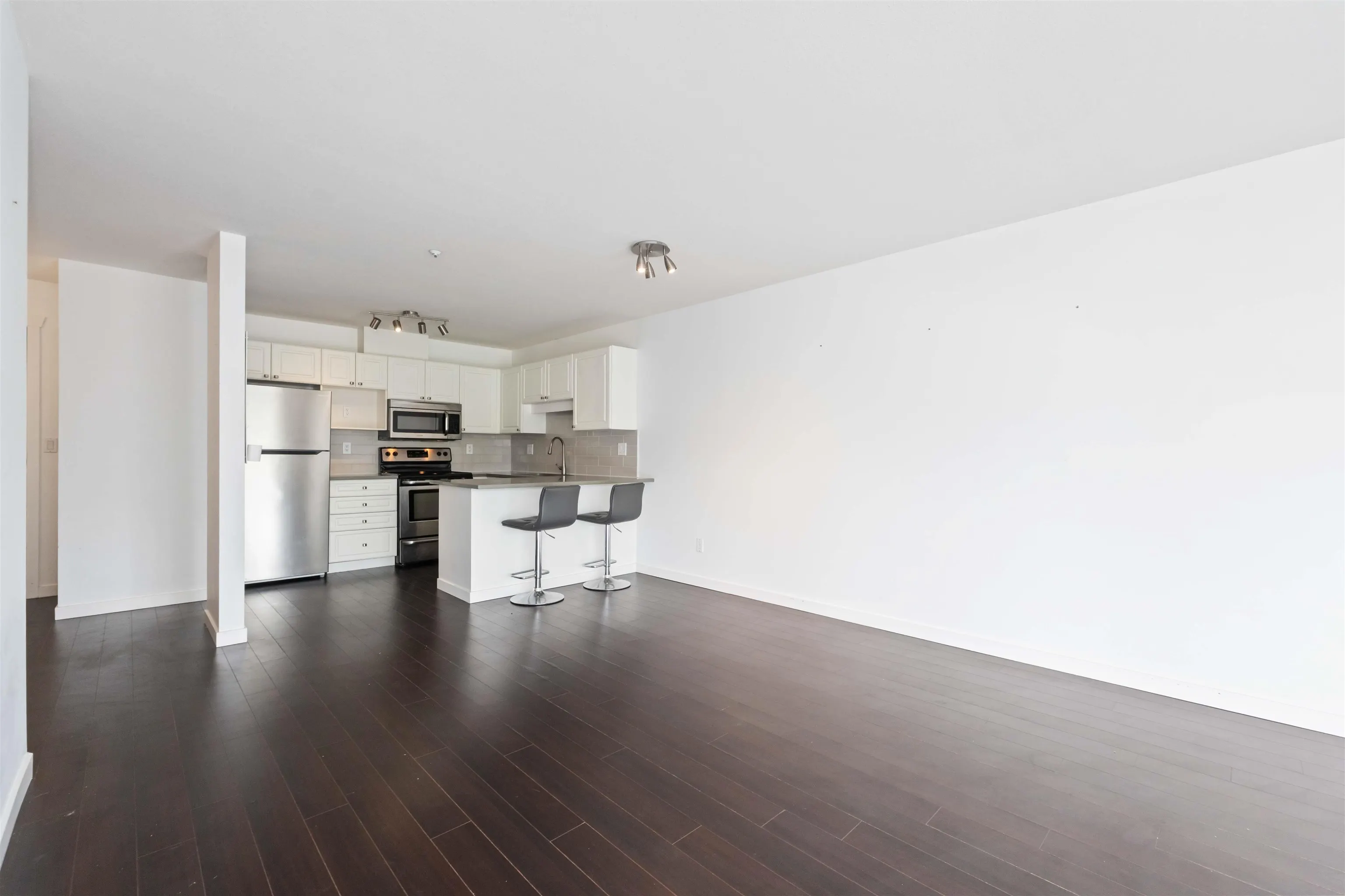 307 20245 53 Avenue