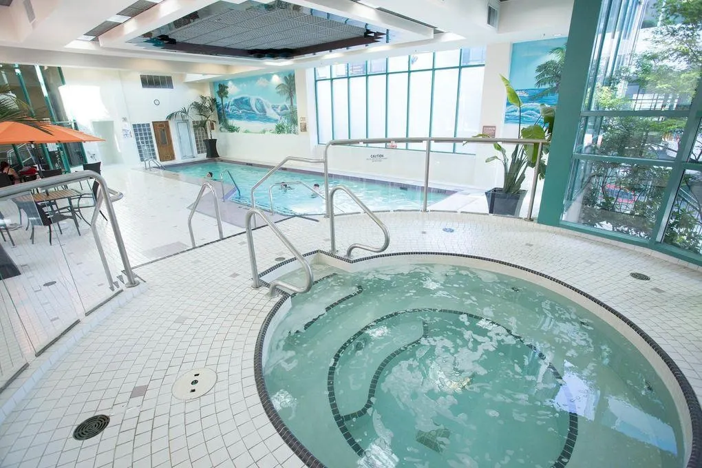 1201 888 Hamilton Street