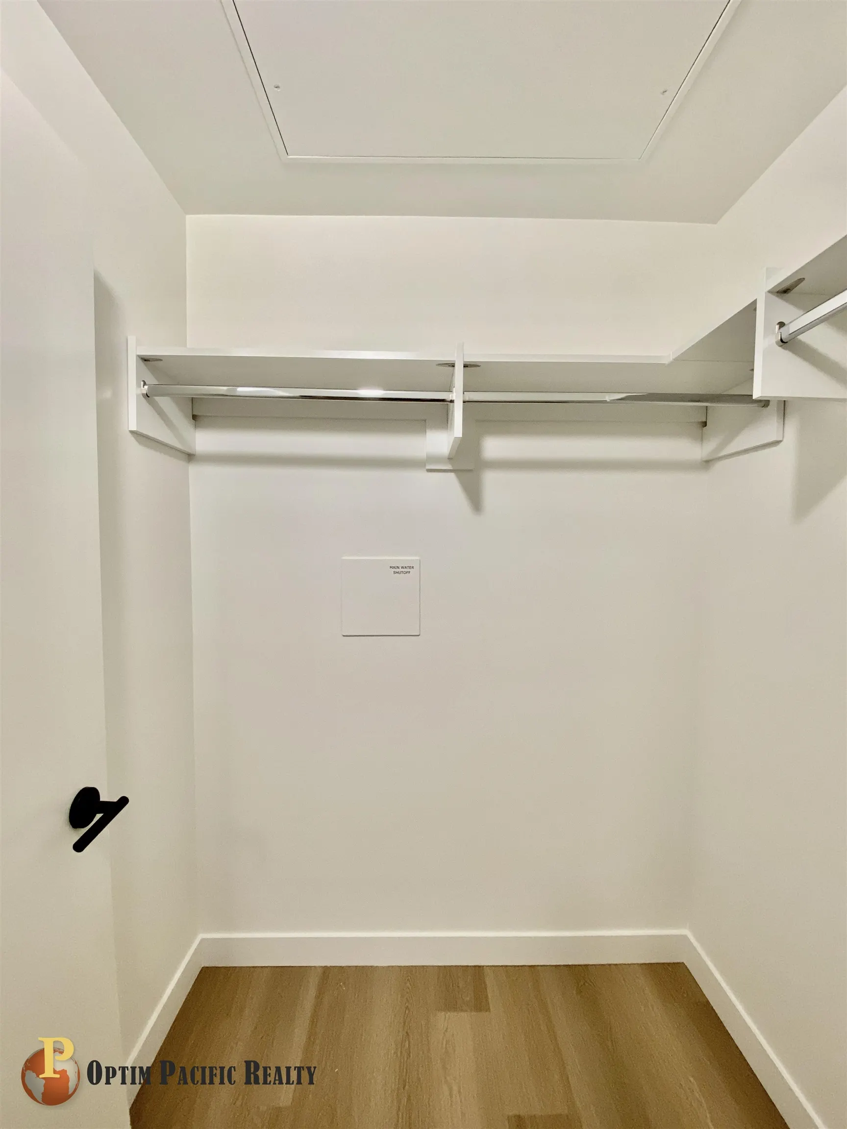 5XX 215 Mcbay Lane