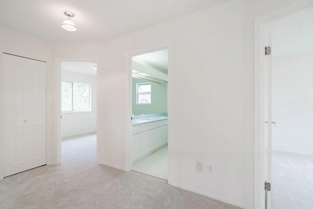 7 Cadarwood Court