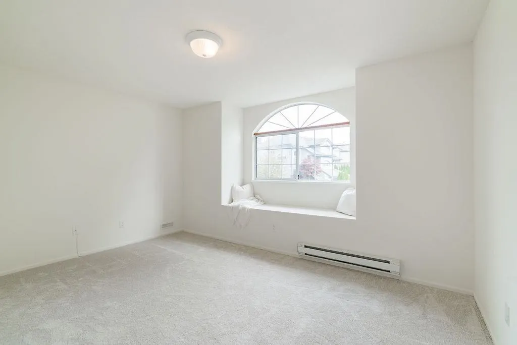 7 Cadarwood Court