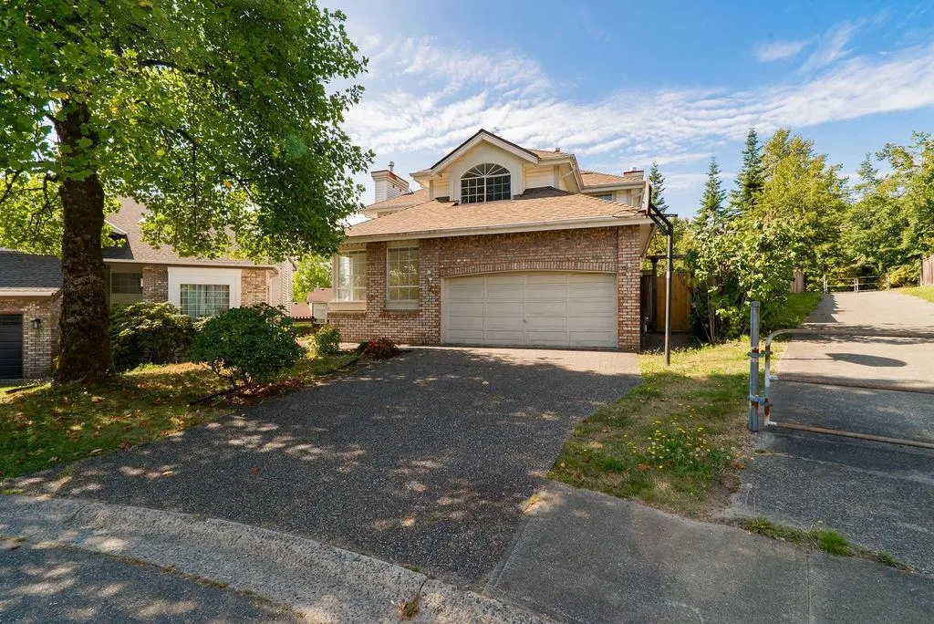 7 Cedarwood Court