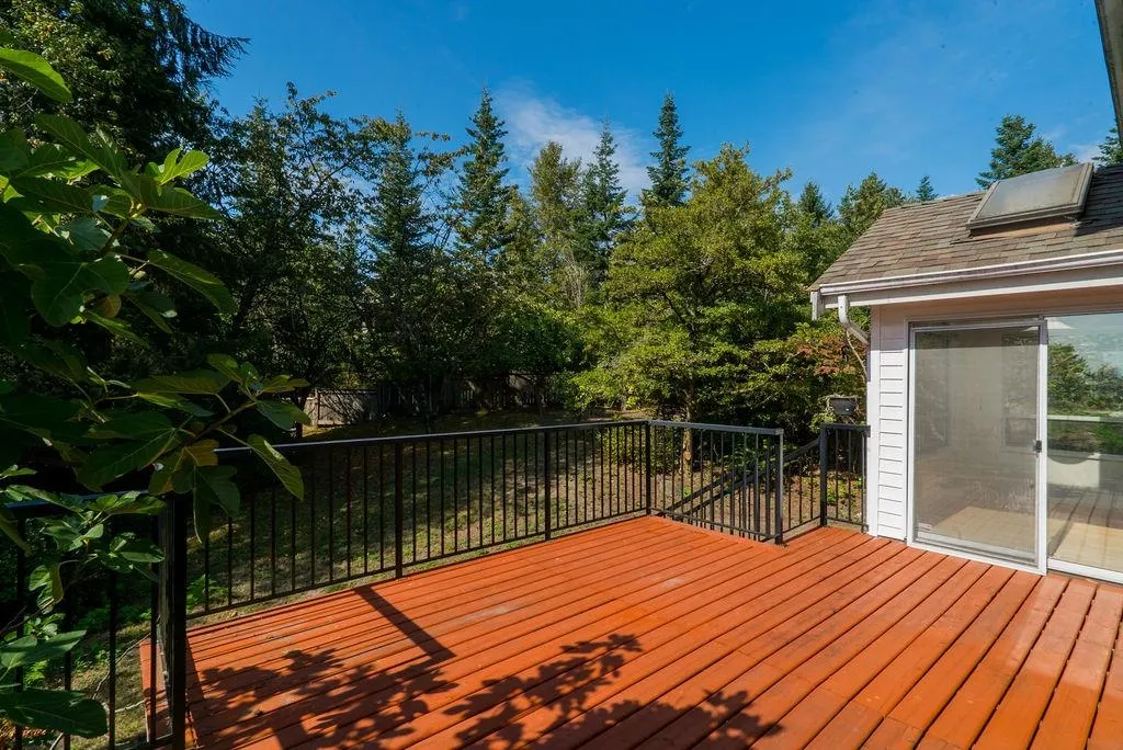 7 Cedarwood Court