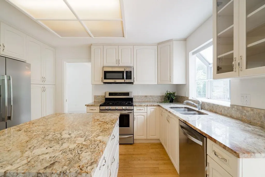 7 Cedarwood Court