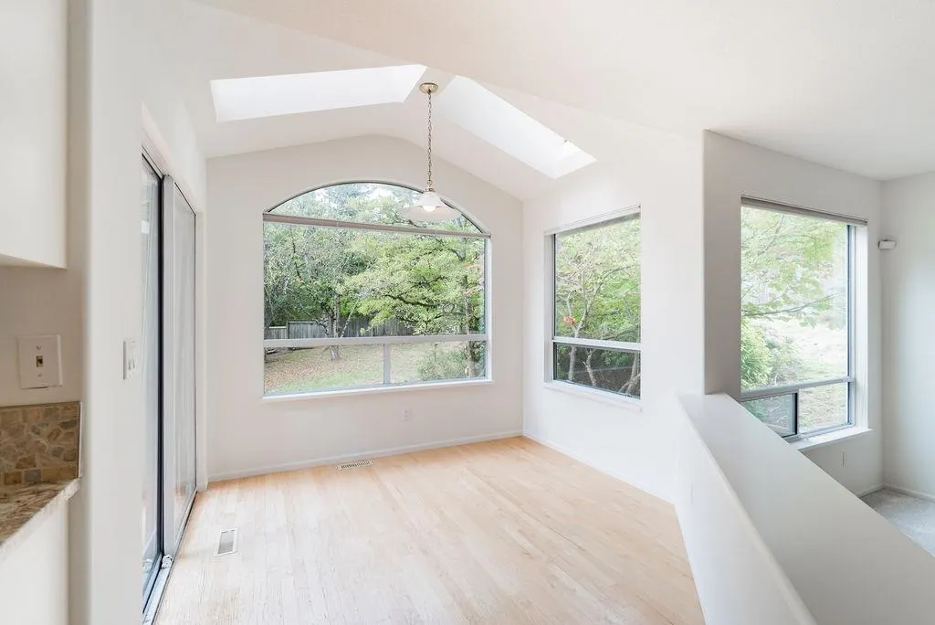 7 Cadarwood Court