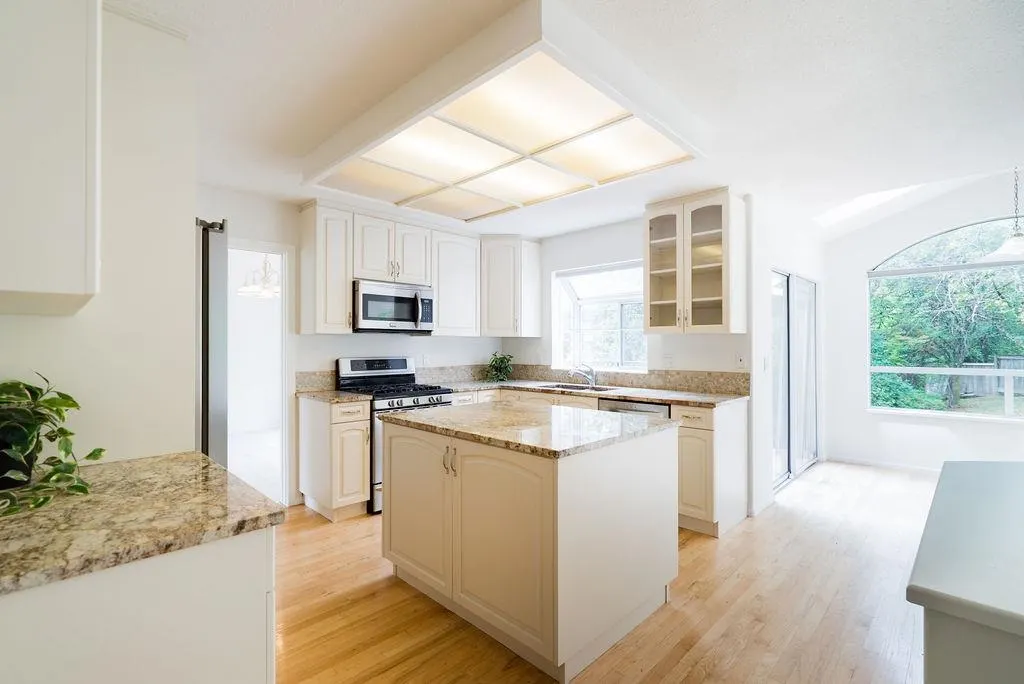 7 Cedarwood Court