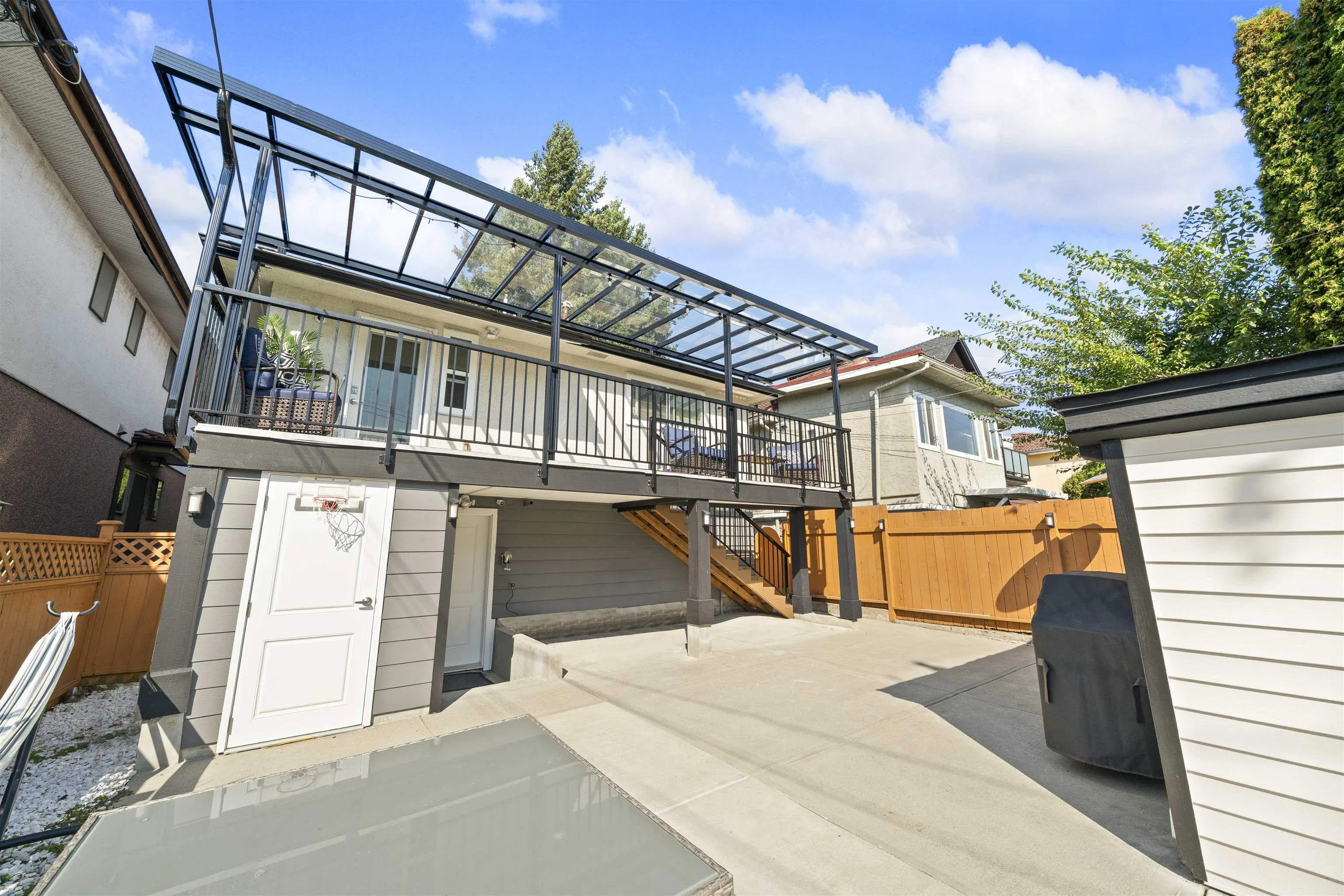 870 W 59th Avenue