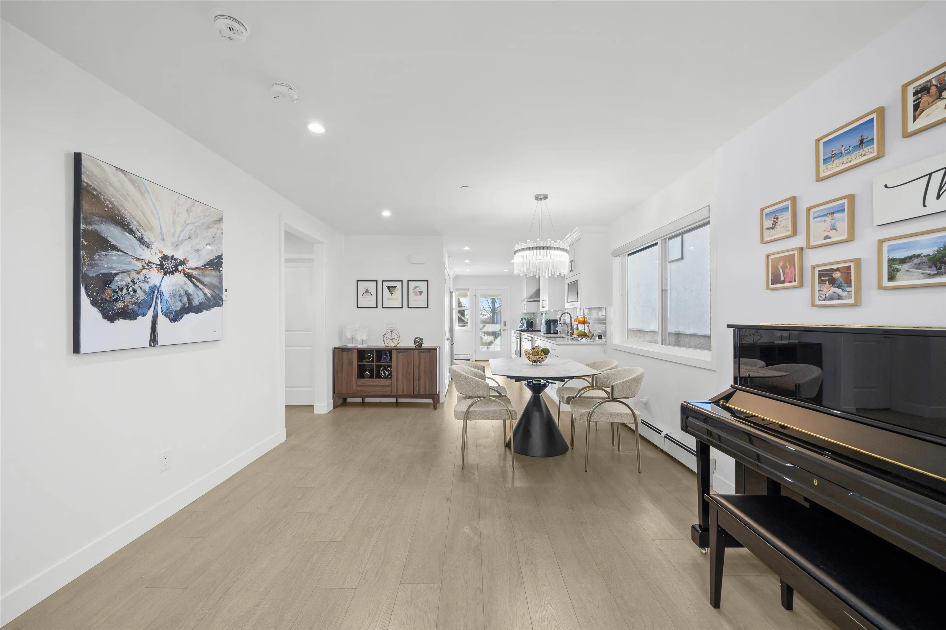 870 W 59th Avenue