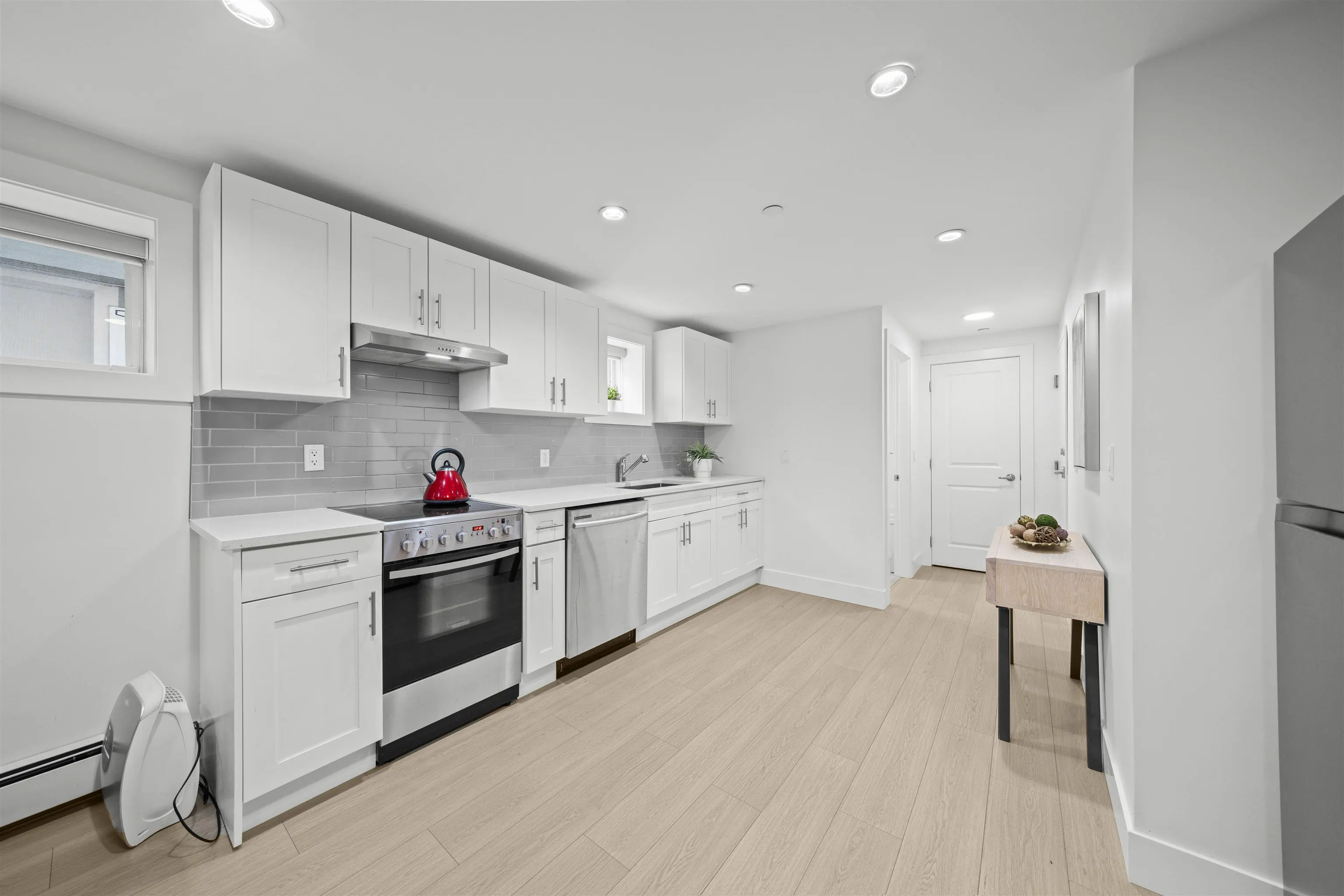 870 W 59th Avenue