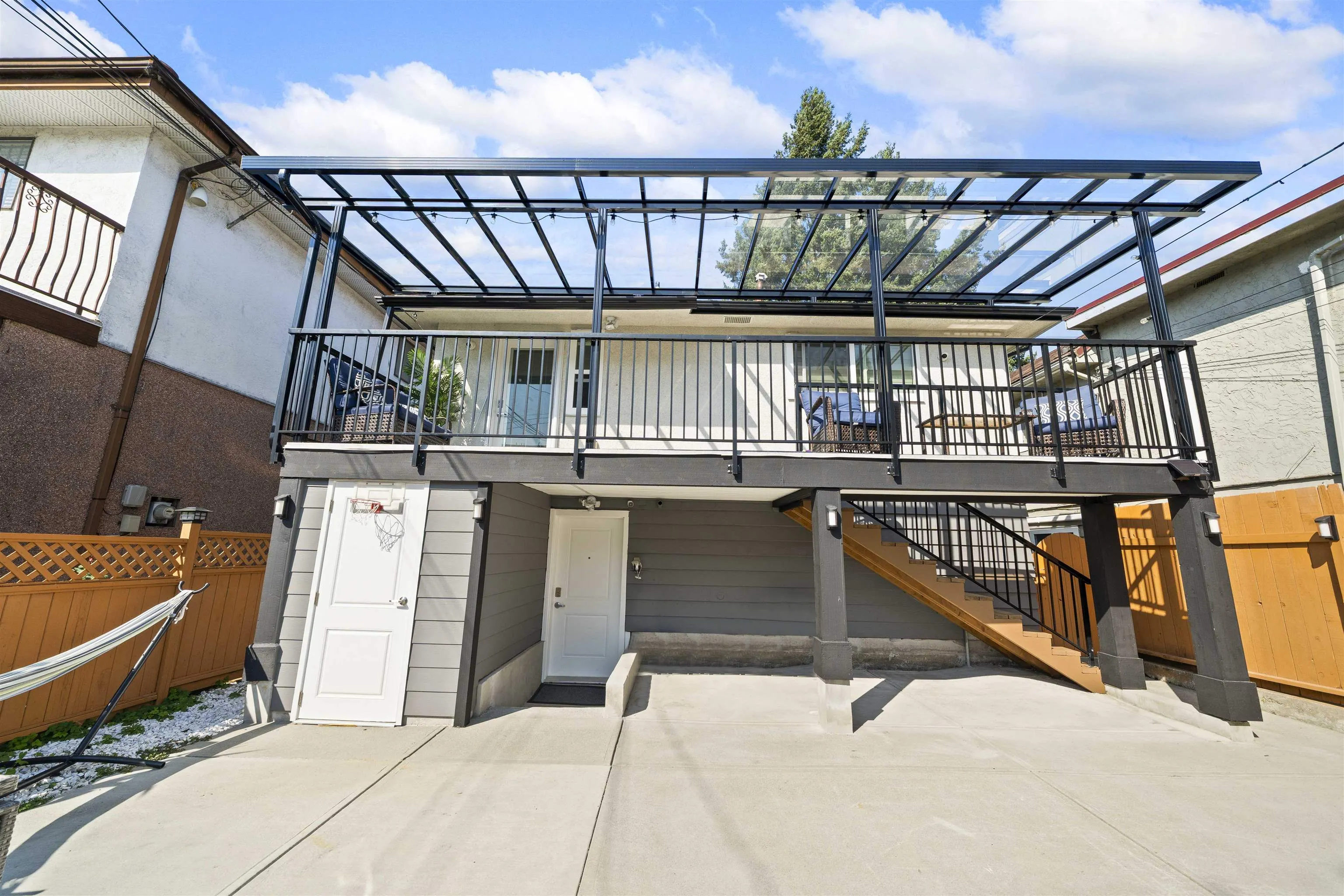 870 W 59th Avenue