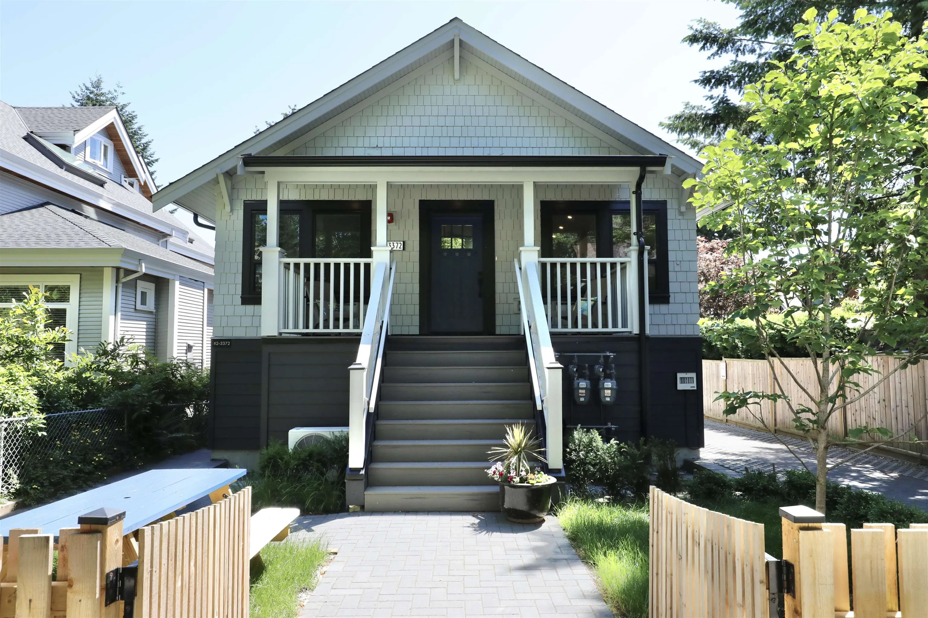 3372 Fleming Street