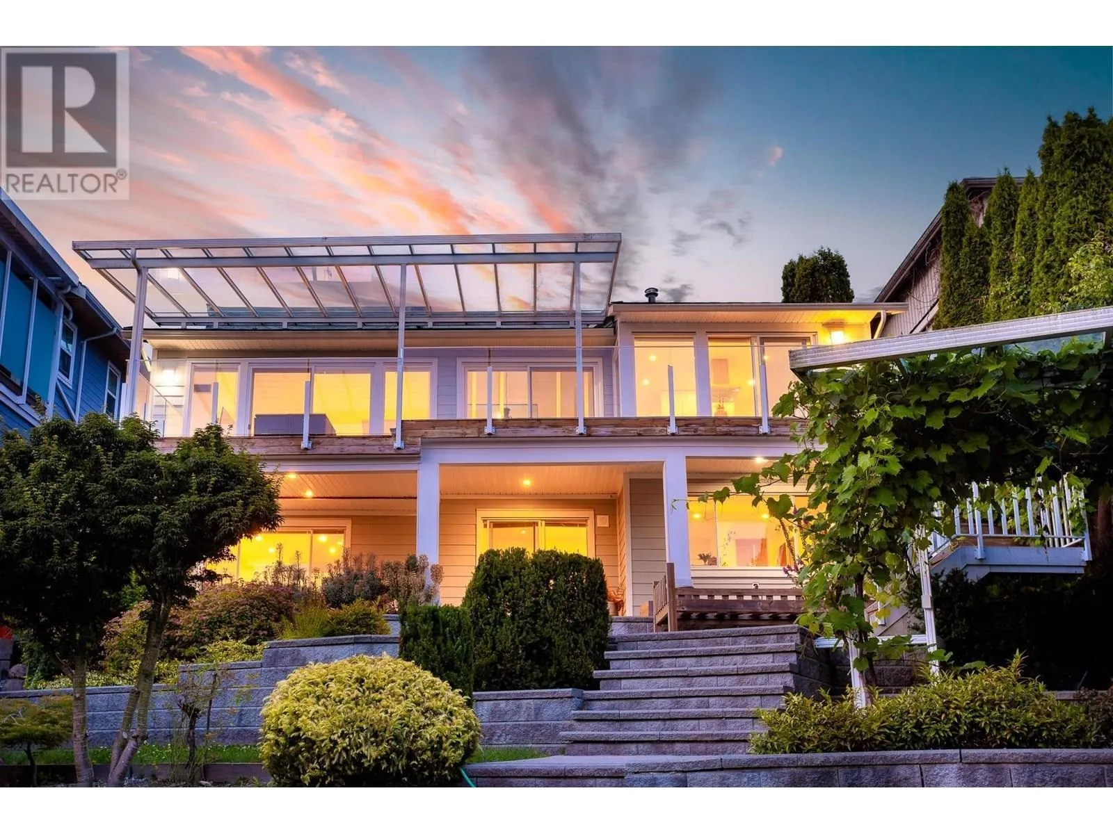 1122 Ioco Road