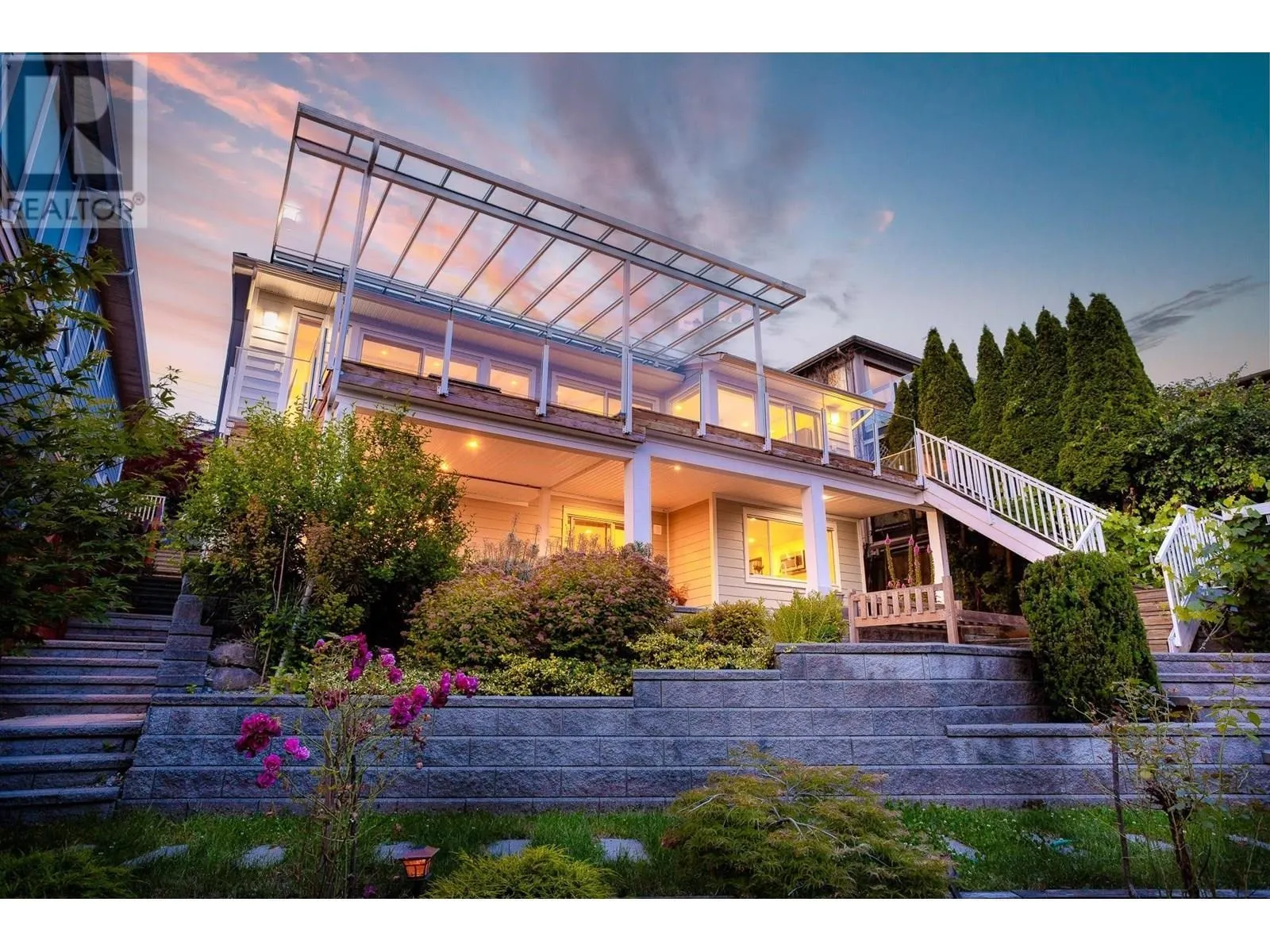 1122 Ioco Road