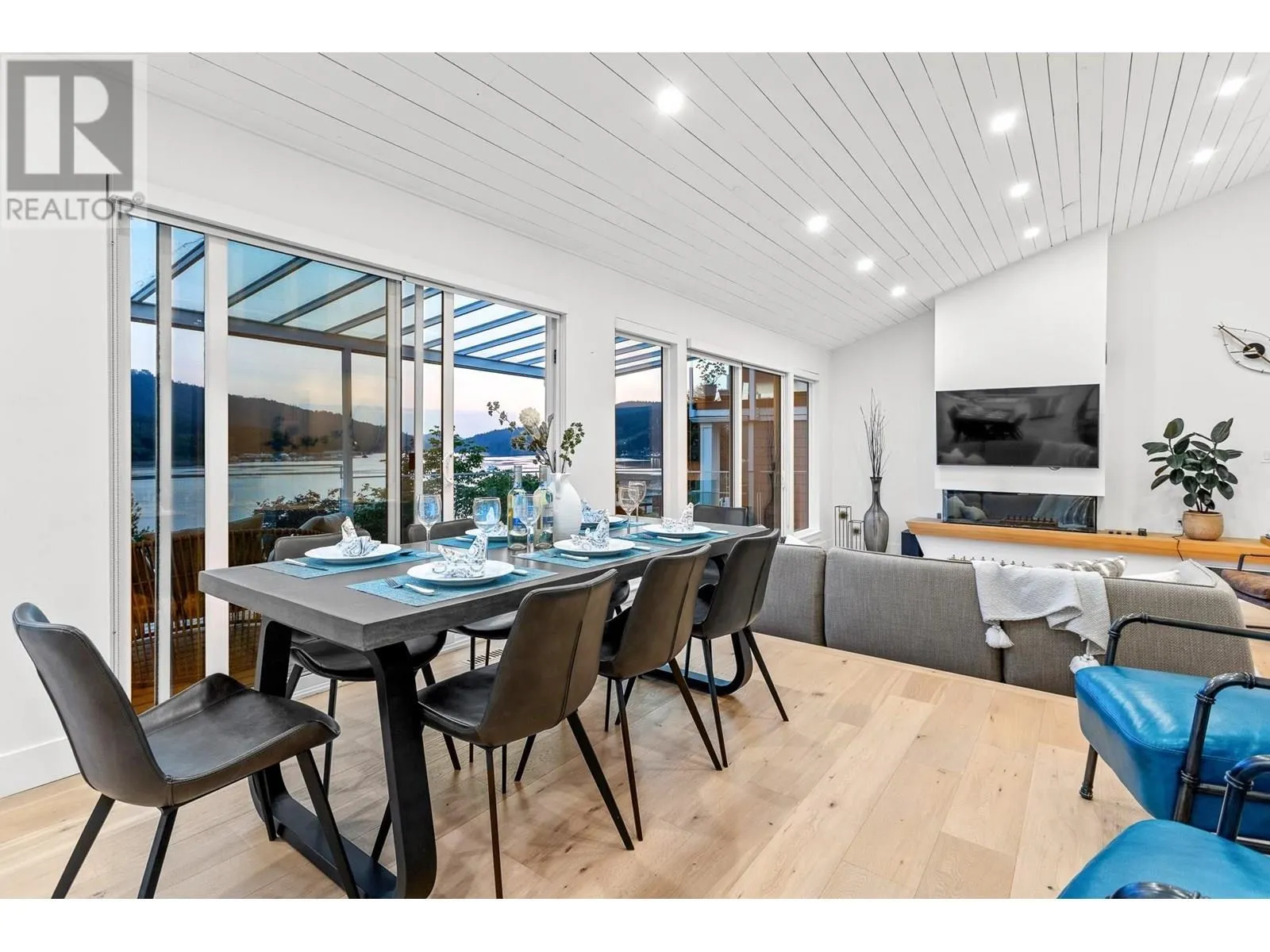 1122 Ioco Road