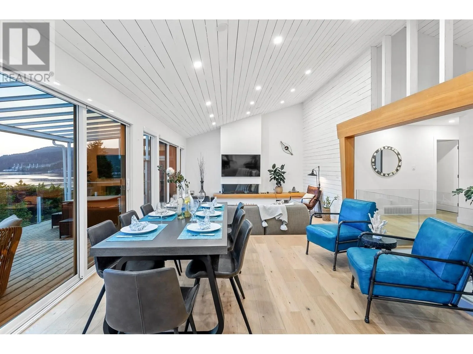 1122 Ioco Road