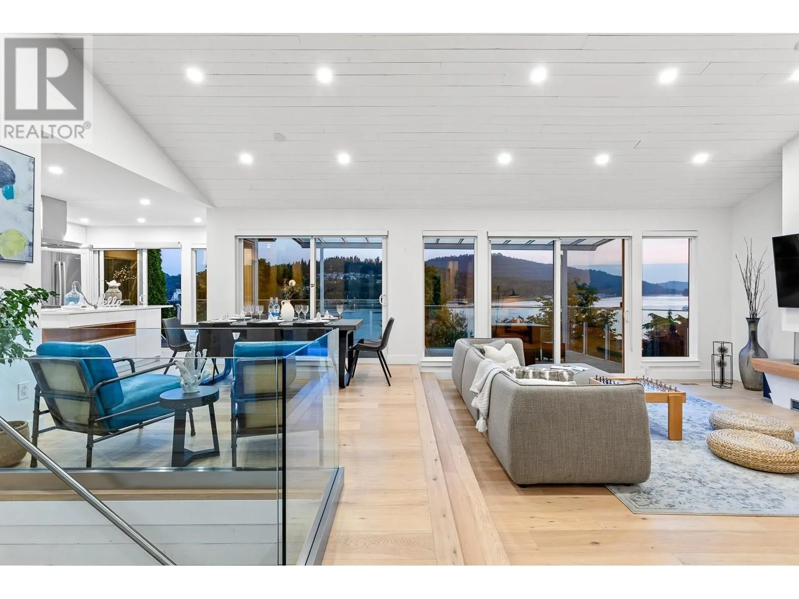 1122 Ioco Road