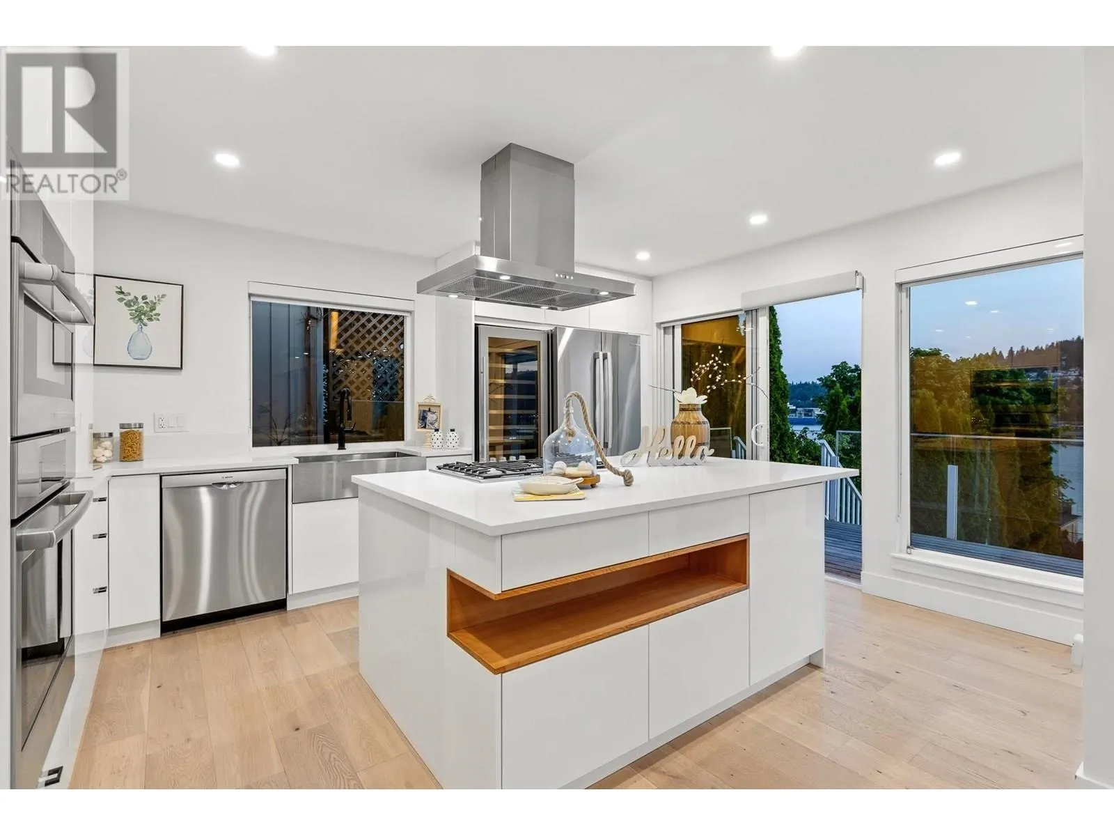 1122 Ioco Road