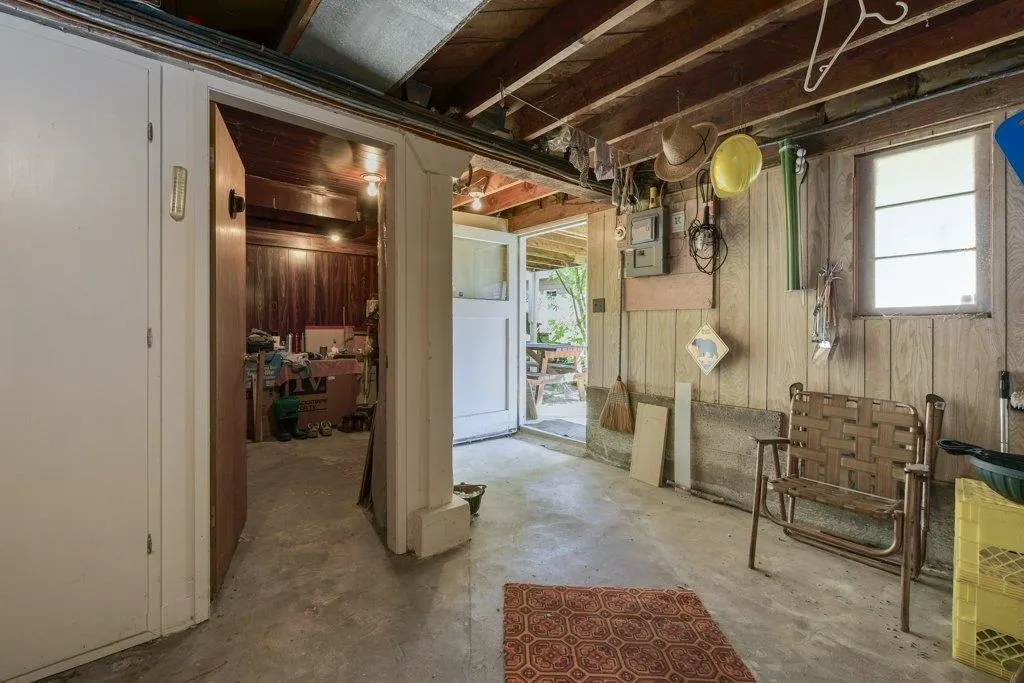535 W 15th Street