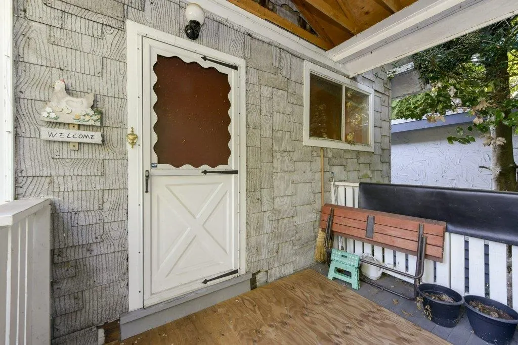 535 W 15th Street